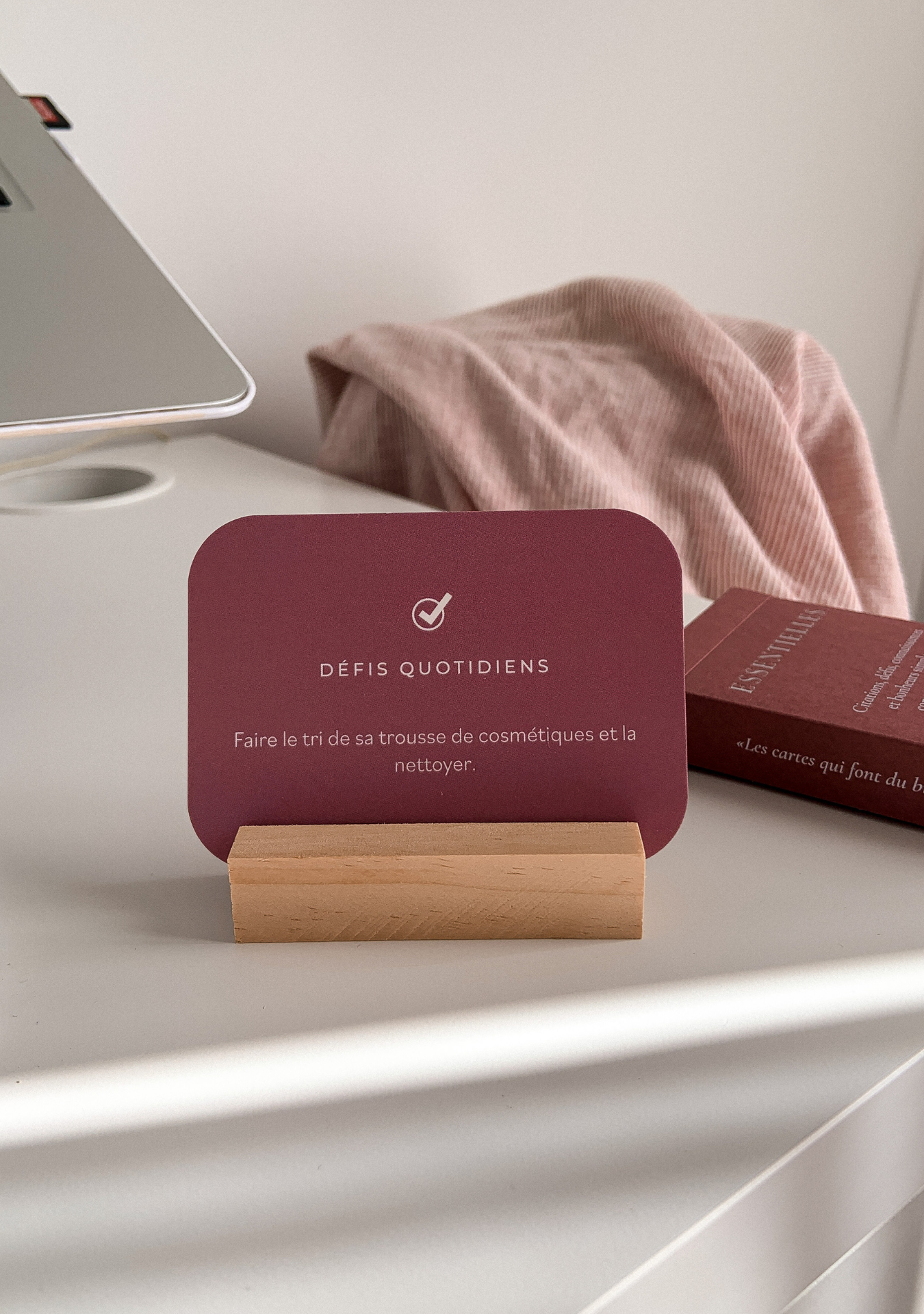 ESSENTIELLES - 100 jours de cartes inspirantes ET son Présentoir en bois